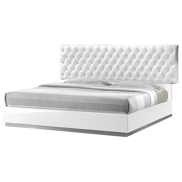 Best Master Furniture Seville White Tufted Platform California King Bed Seville California King - main